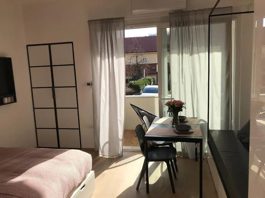 Apartment Sunny Home With Cute Dragon In The Center+Parking Ljubljana